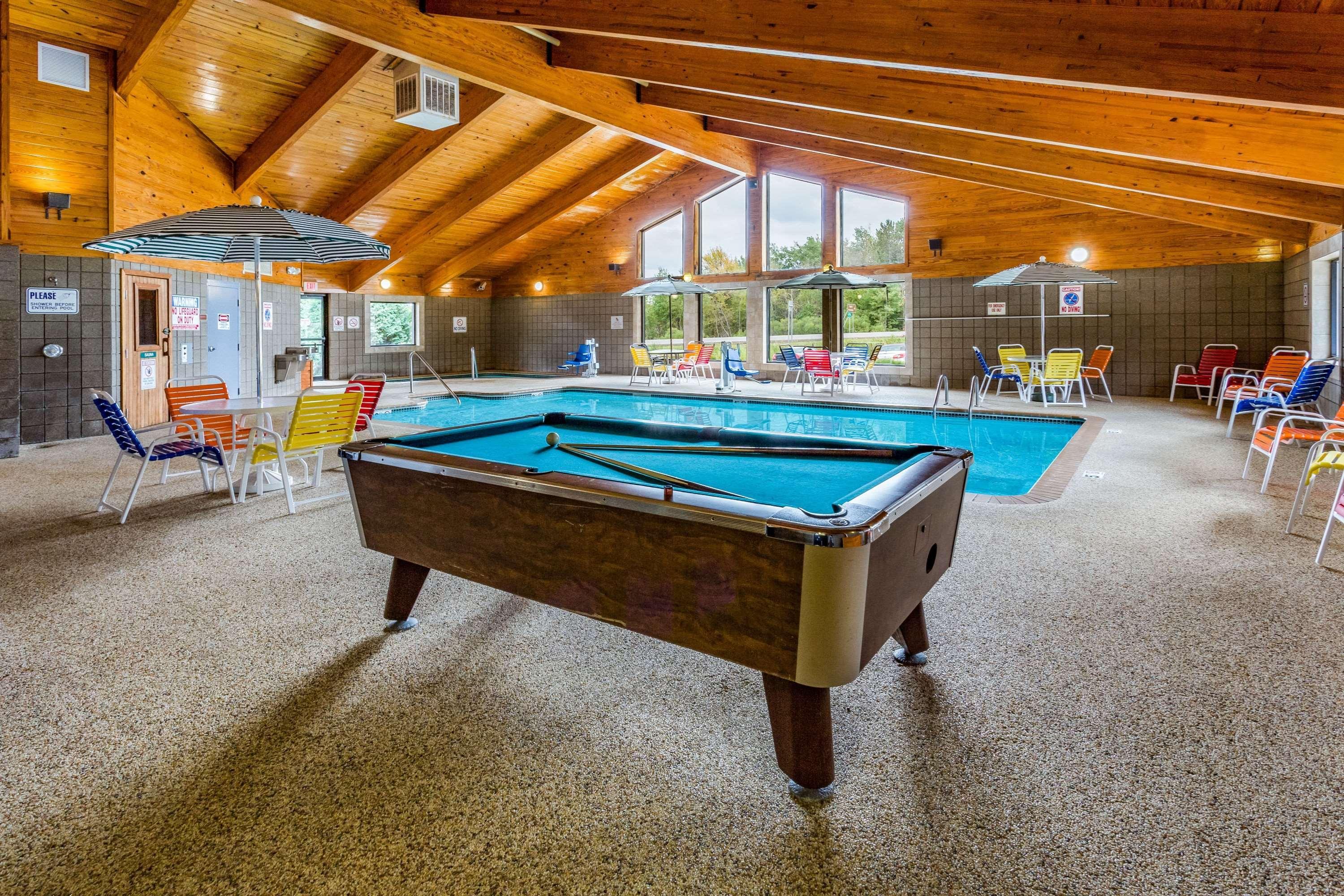 Americinn By Wyndham Duluth South Proctor Black Woods Event Ctr Bagian luar foto
