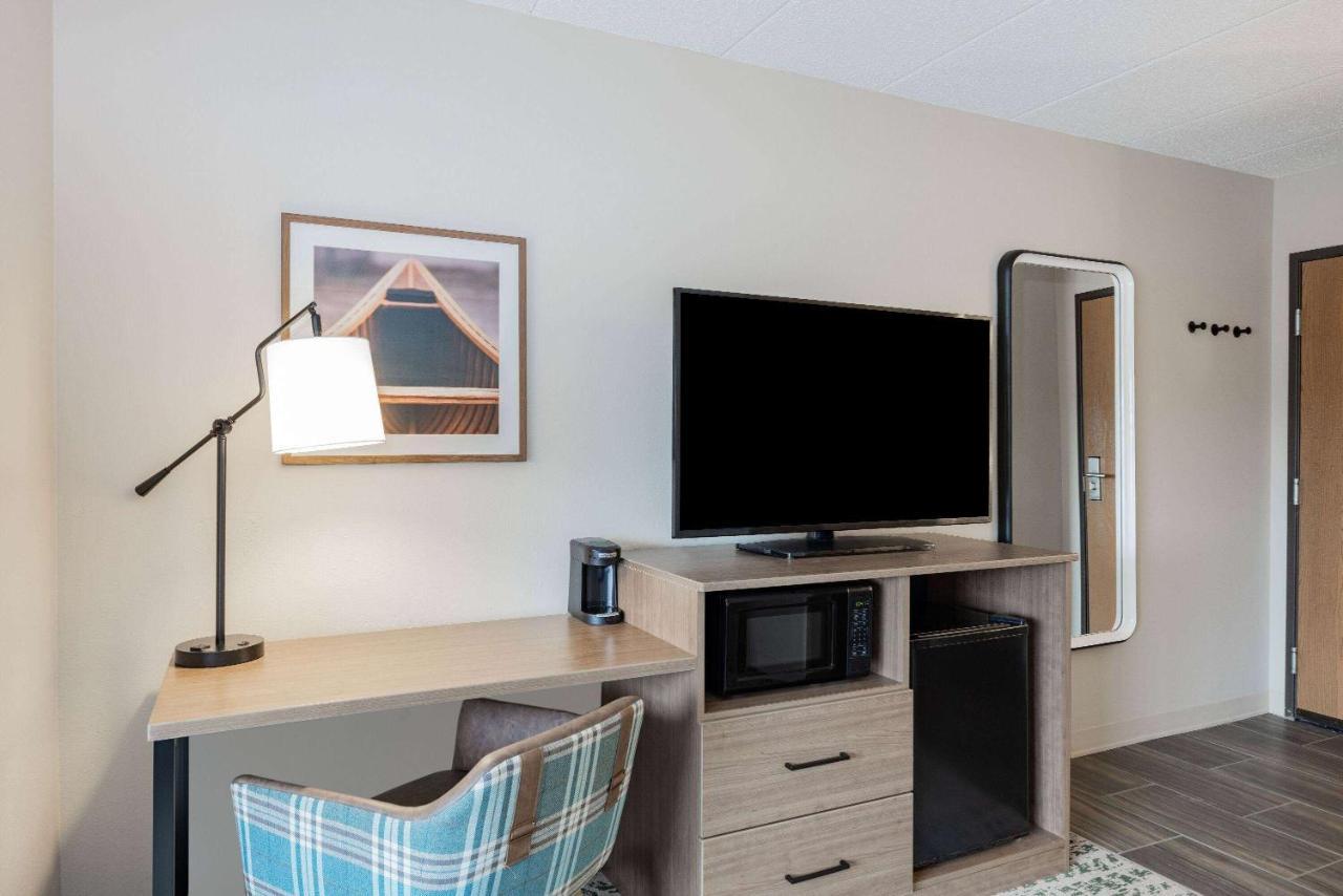 Americinn By Wyndham Duluth South Proctor Black Woods Event Ctr Bagian luar foto